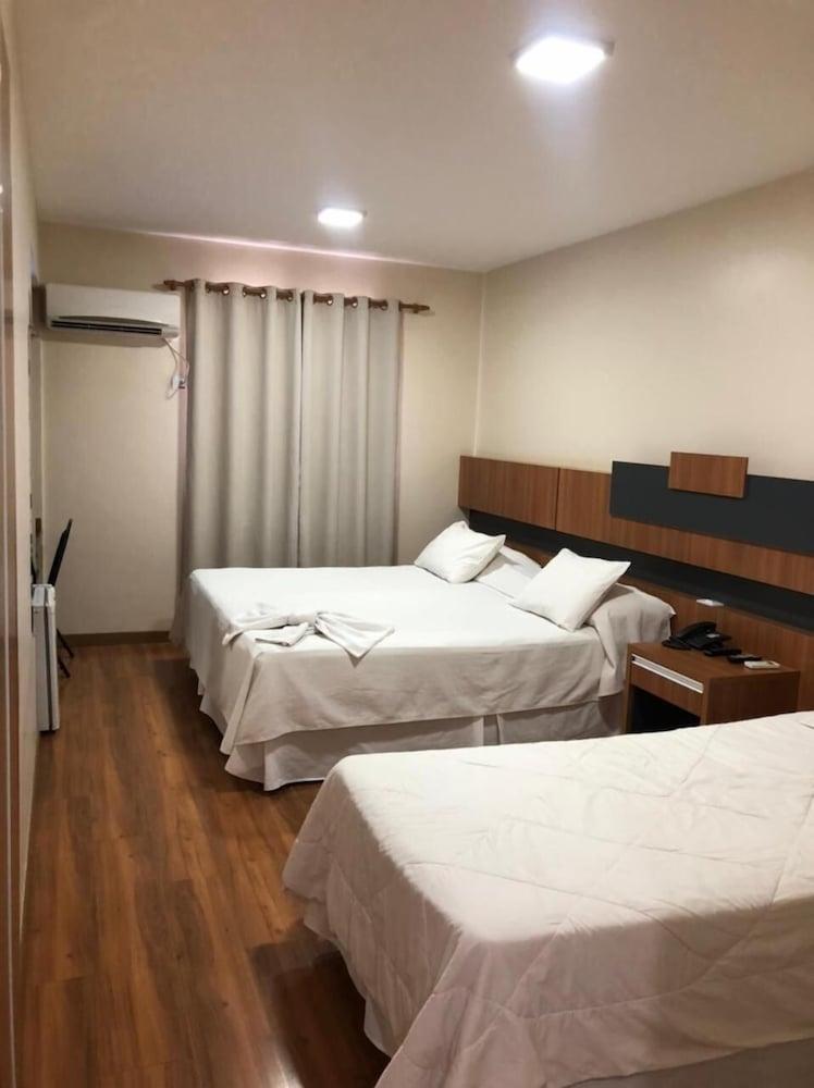 Hotel Aero Park E Estacionamento Londrina Exteriör bild
